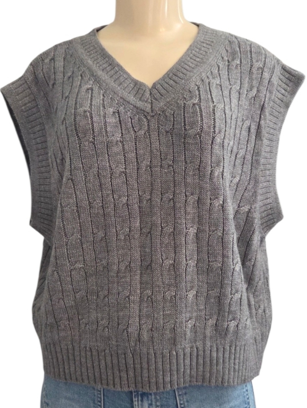H&M Gray Cable Knit Sweater Vest Size XL V Neck Oversized